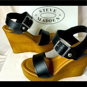 Steve Madden Candis black  wedges